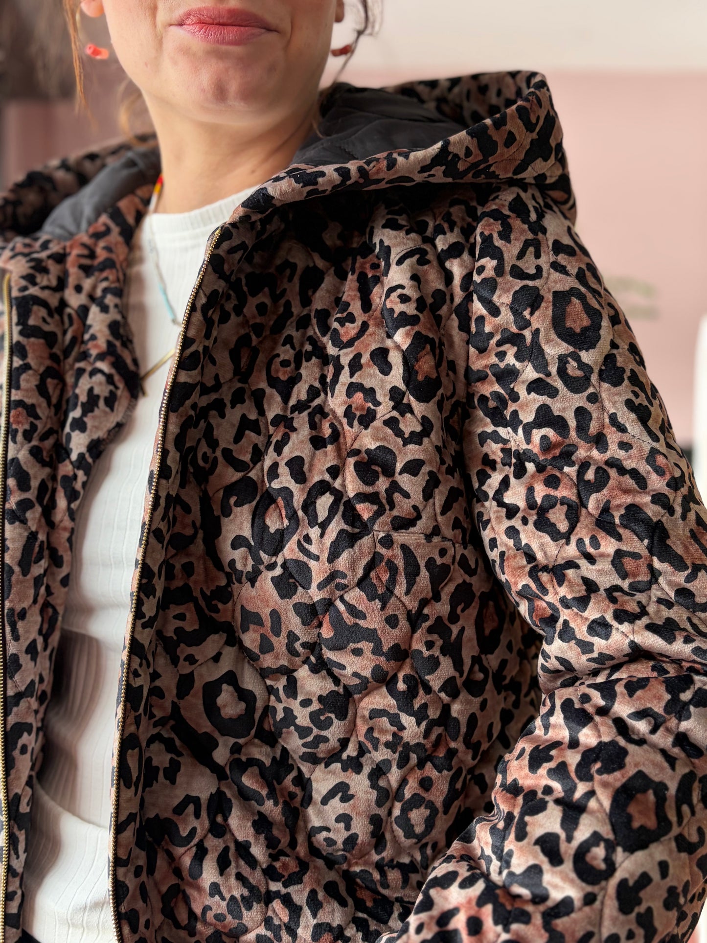 PRE ORDER  "Mod. BELLA mit Kapuze" Leo