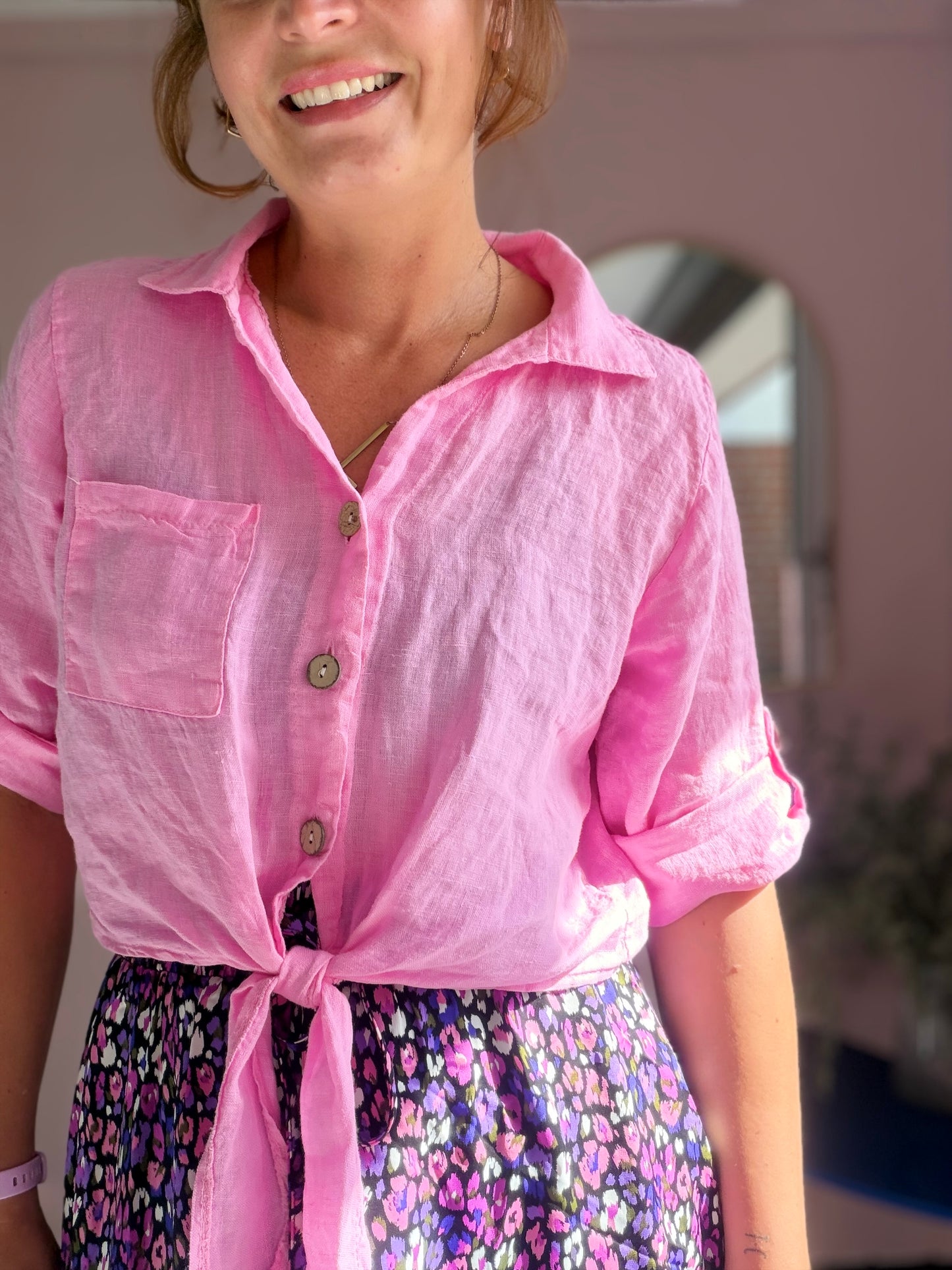 Leinen Bluse zum Knoten