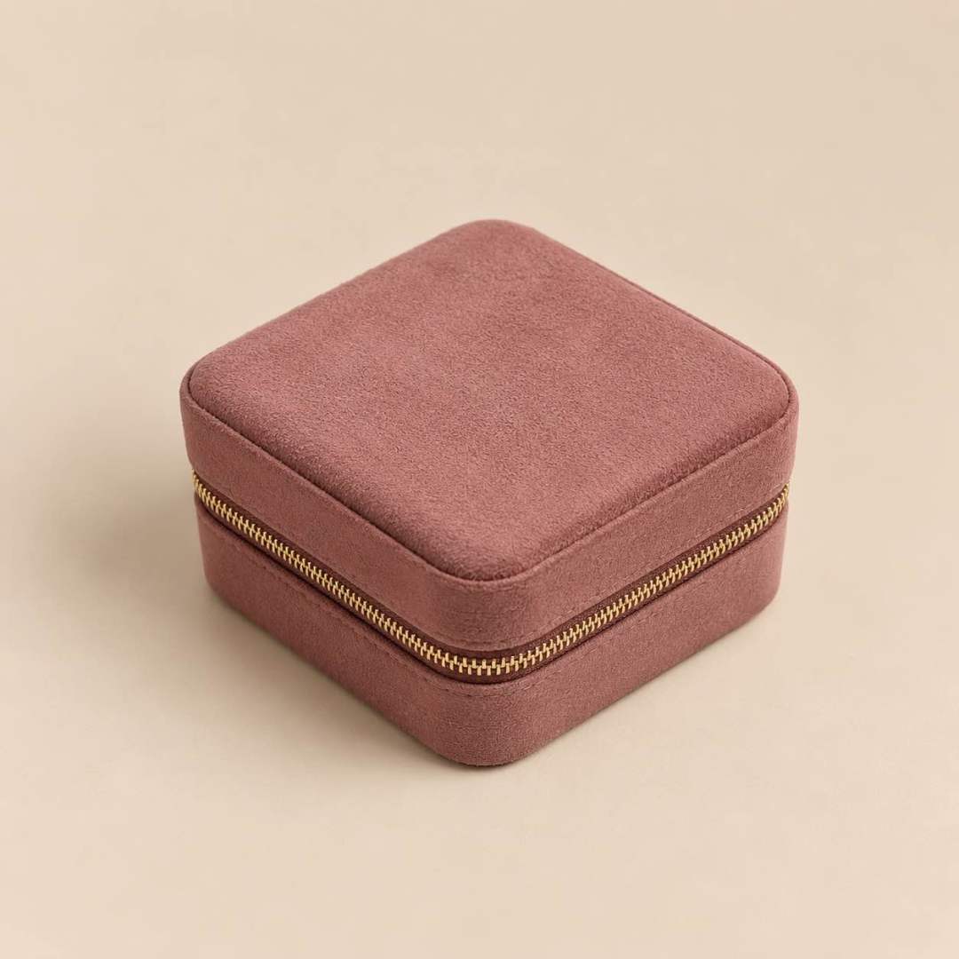 Schmuckbox aus Samt