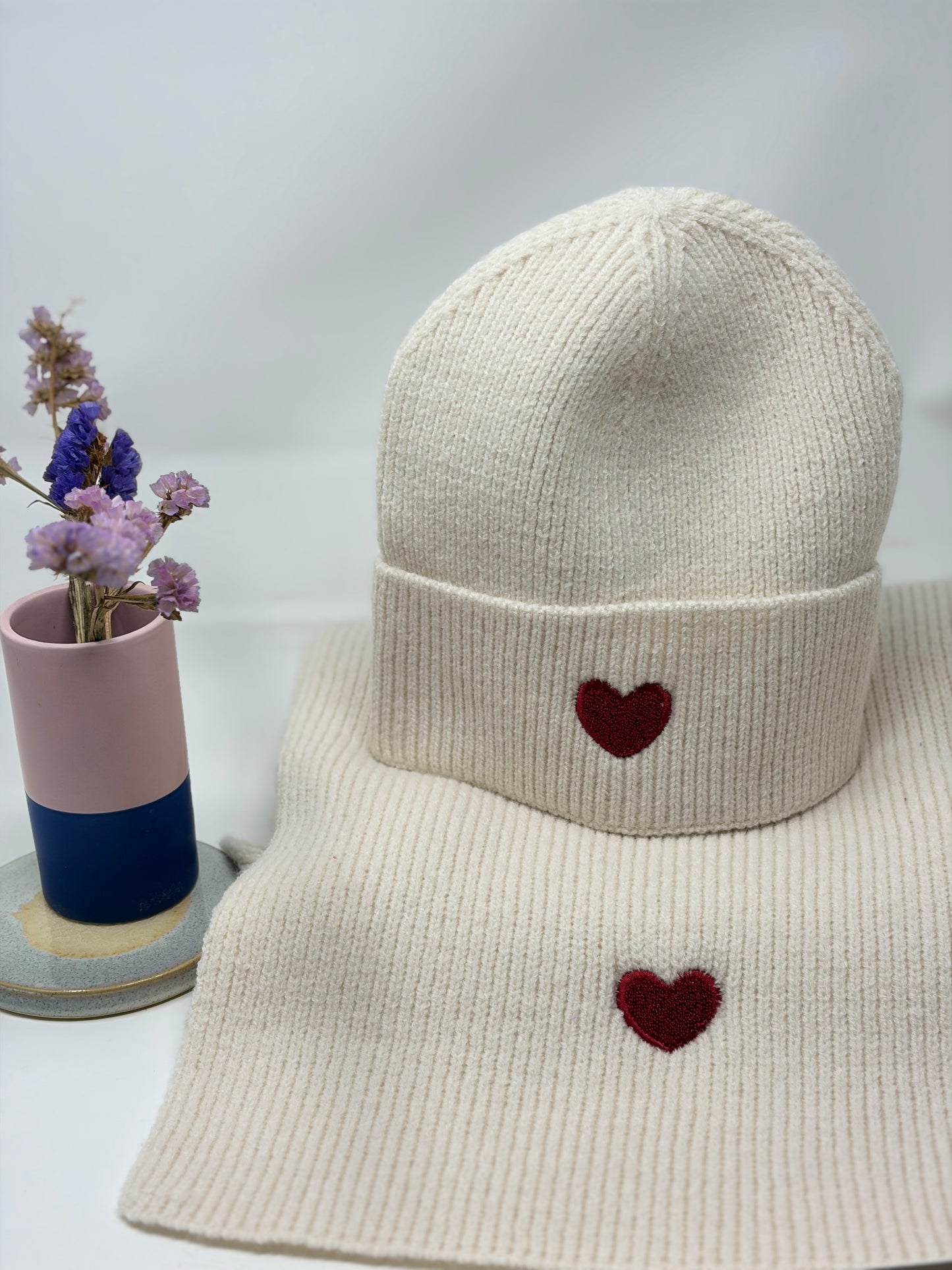 Set aus Beanie & Schal  "Mod. HEART"