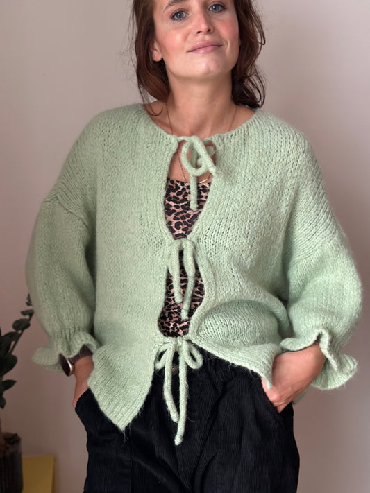 BOW Strickjacke mit Schleifen