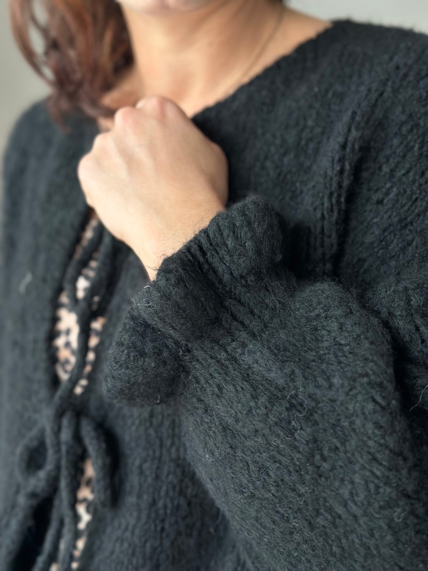 BOW Strickjacke mit Schleifen