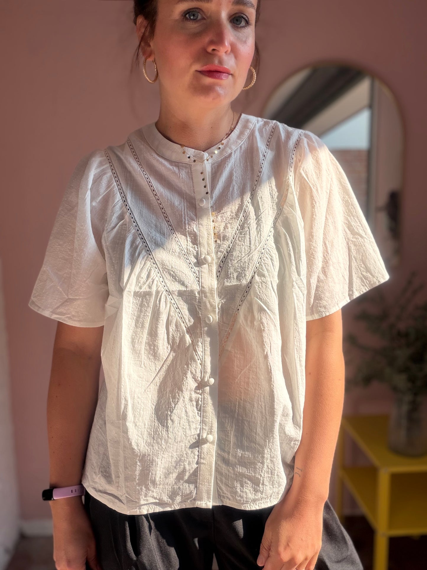 Bluse mit Stickerei
