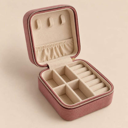 Schmuckbox aus Samt